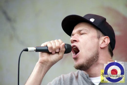 iLLBiLLY HiTEC feat. Longfingah (D) 26. Summer Jam Festival, Fuehlinger See Koeln - Red Stage 02. Juli 2011 (11).JPG